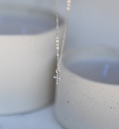 Collar Cruz Circones Plata
