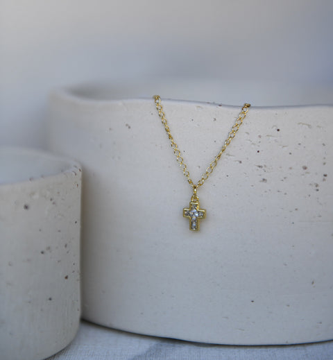 Collar Cruz Pavé