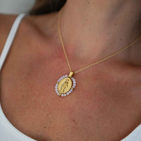 Collar Virgen Piedras Rosadas