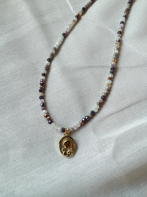 Collar Virgen Nacar Mostacillas Gris