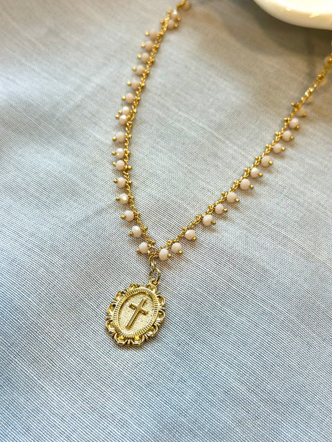 Collar virgen dorado
